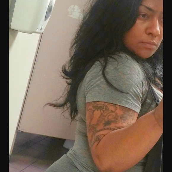 Meet your Posher, Cassia - Picture 1 of 2